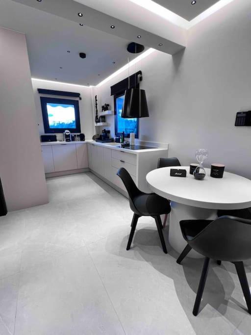 Lagonisi 2 Bedroom Luxury Apartment By The Sea! Dış mekan fotoğraf